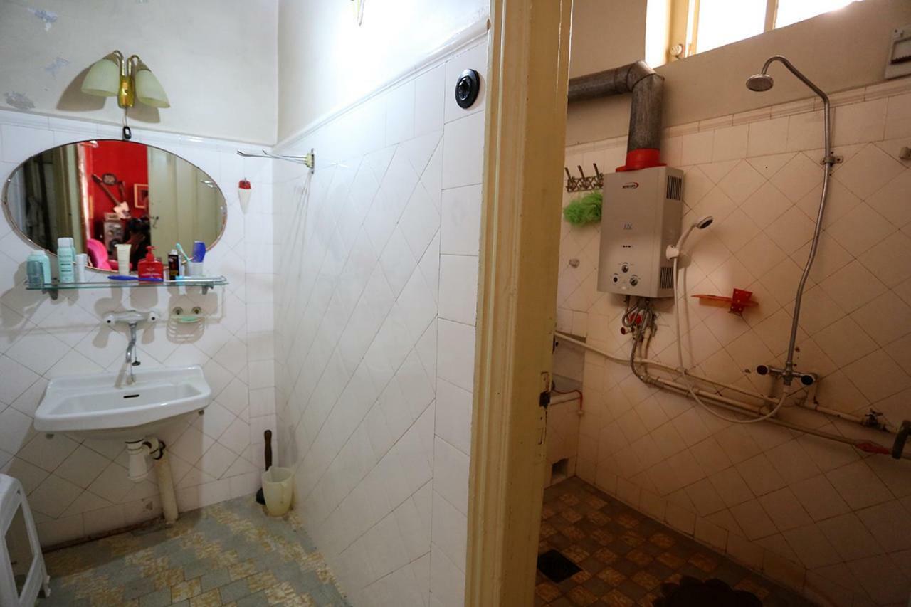 Hostel Nugzari Kutaisi Luaran gambar